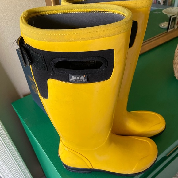 bogs yellow rain boots